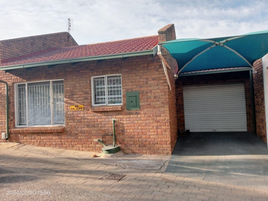 2 Bedroom Property for Sale in Birchleigh Gauteng