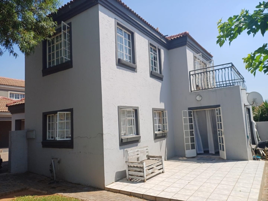 2 Bedroom Property for Sale in Sherwood Gardens Gauteng