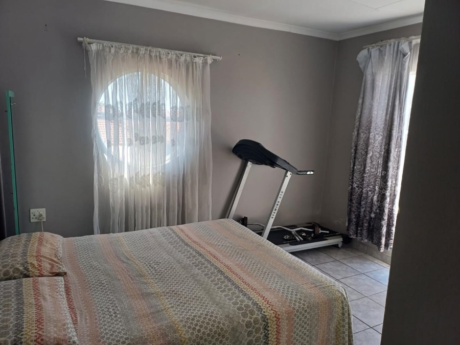 2 Bedroom Property for Sale in Sherwood Gardens Gauteng