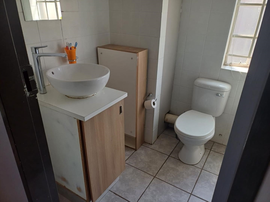 2 Bedroom Property for Sale in Sherwood Gardens Gauteng