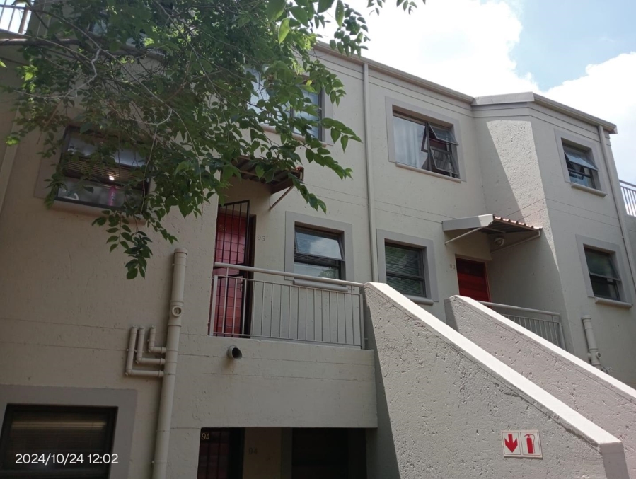 2 Bedroom Property for Sale in Paulshof Gauteng