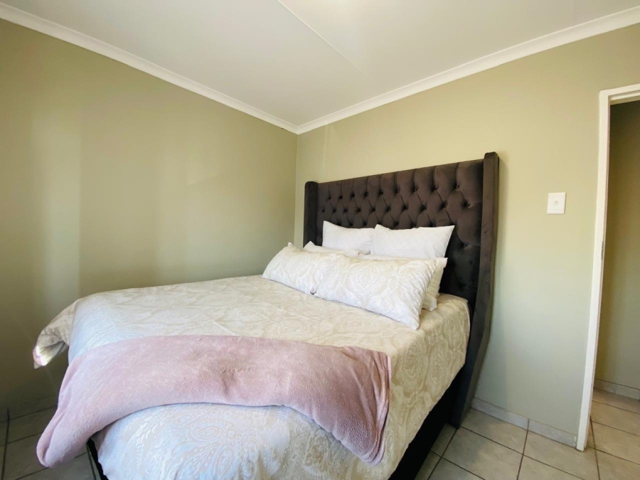 2 Bedroom Property for Sale in Sky City Gauteng