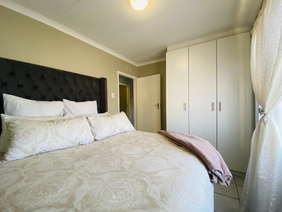 2 Bedroom Property for Sale in Sky City Gauteng