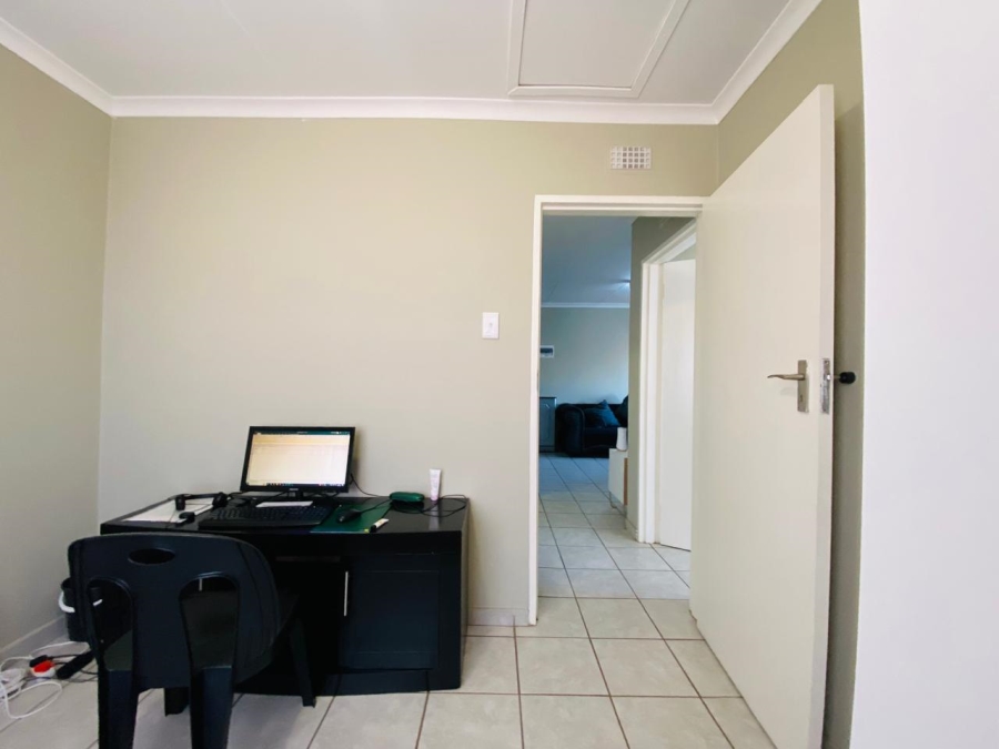 2 Bedroom Property for Sale in Sky City Gauteng