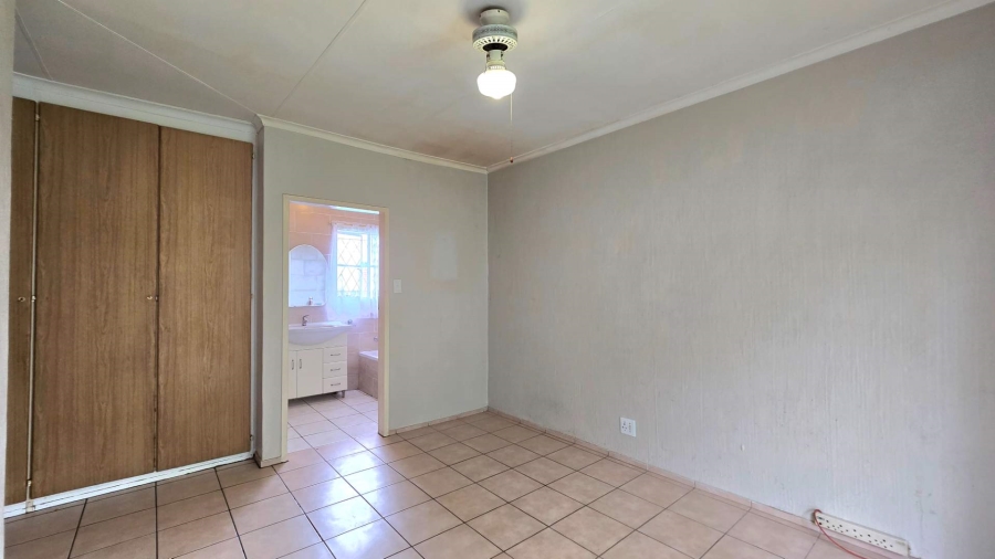 3 Bedroom Property for Sale in Sinoville Gauteng