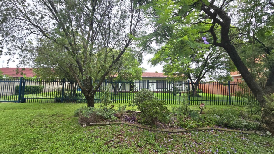 3 Bedroom Property for Sale in Sinoville Gauteng