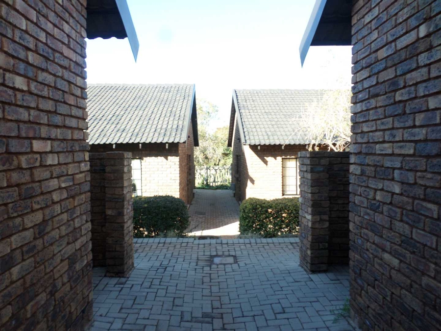 To Let 1 Bedroom Property for Rent in Philip Nel Park Gauteng