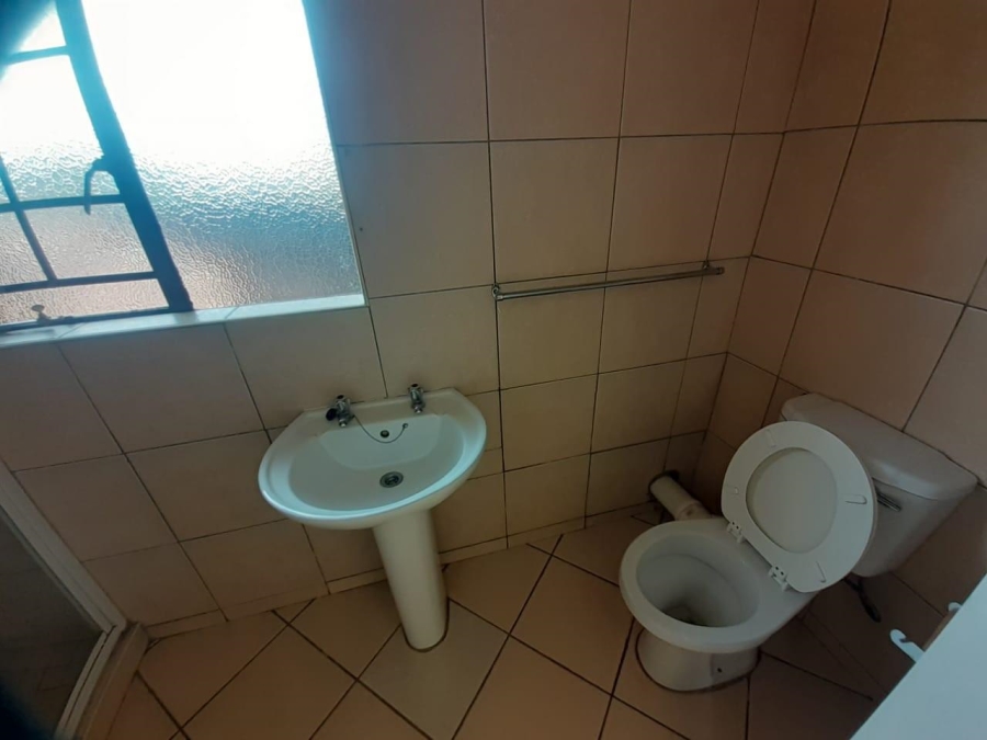 To Let 1 Bedroom Property for Rent in Philip Nel Park Gauteng