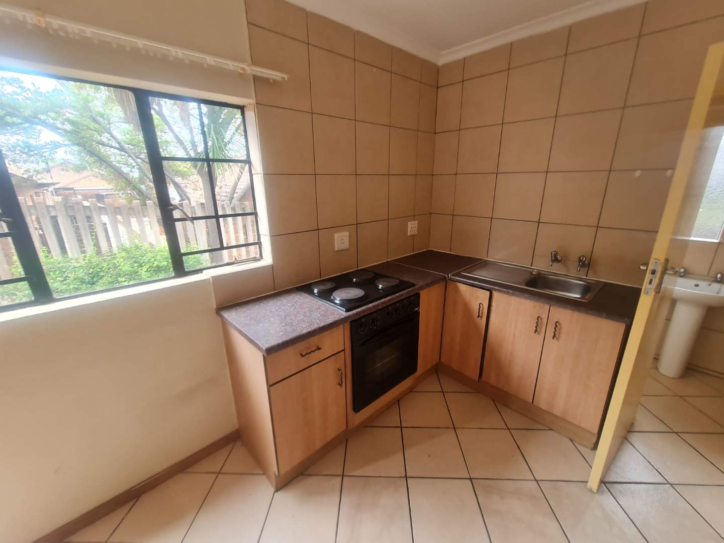 To Let 1 Bedroom Property for Rent in Philip Nel Park Gauteng