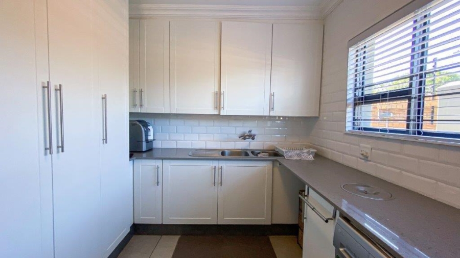 3 Bedroom Property for Sale in Brackenhurst Gauteng