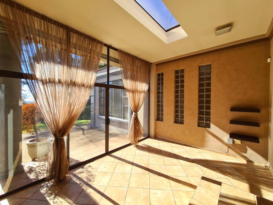 3 Bedroom Property for Sale in Sunnyrock Gauteng