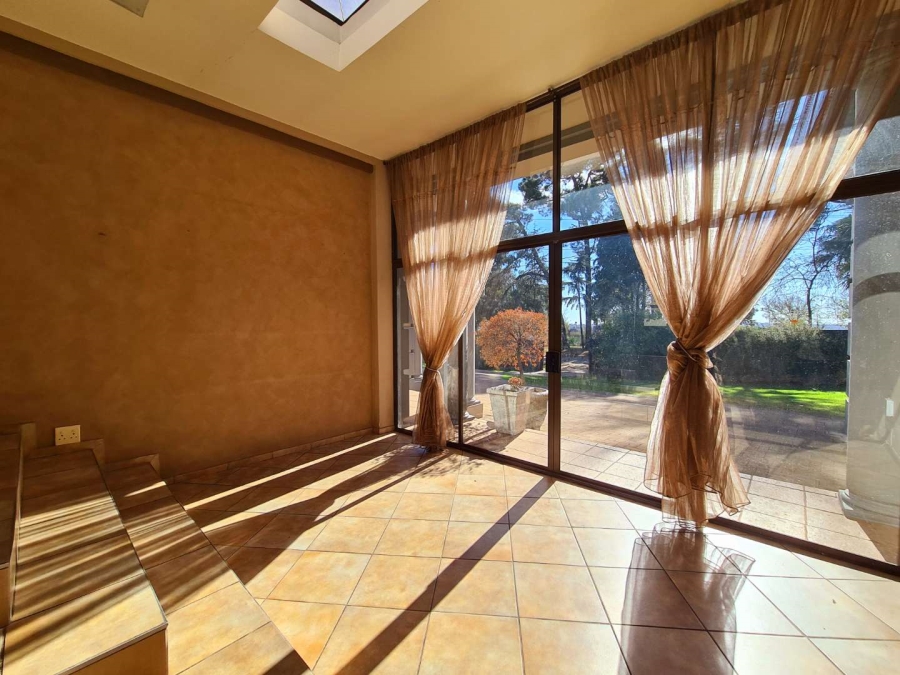 3 Bedroom Property for Sale in Sunnyrock Gauteng