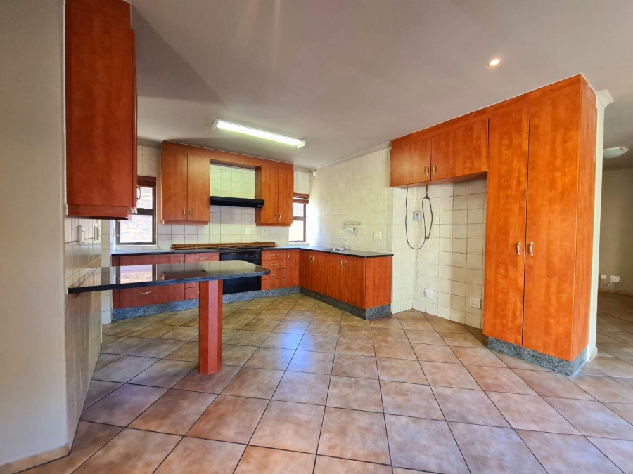 3 Bedroom Property for Sale in Sunnyrock Gauteng