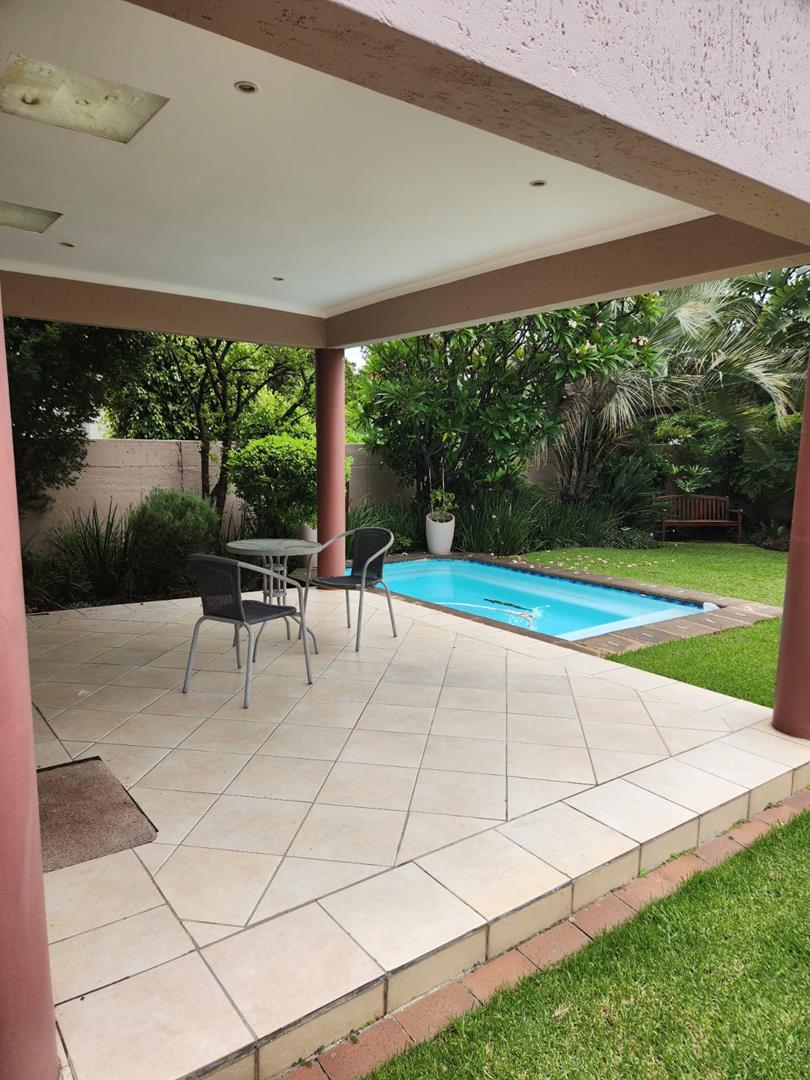 To Let 3 Bedroom Property for Rent in Magaliessig Gauteng