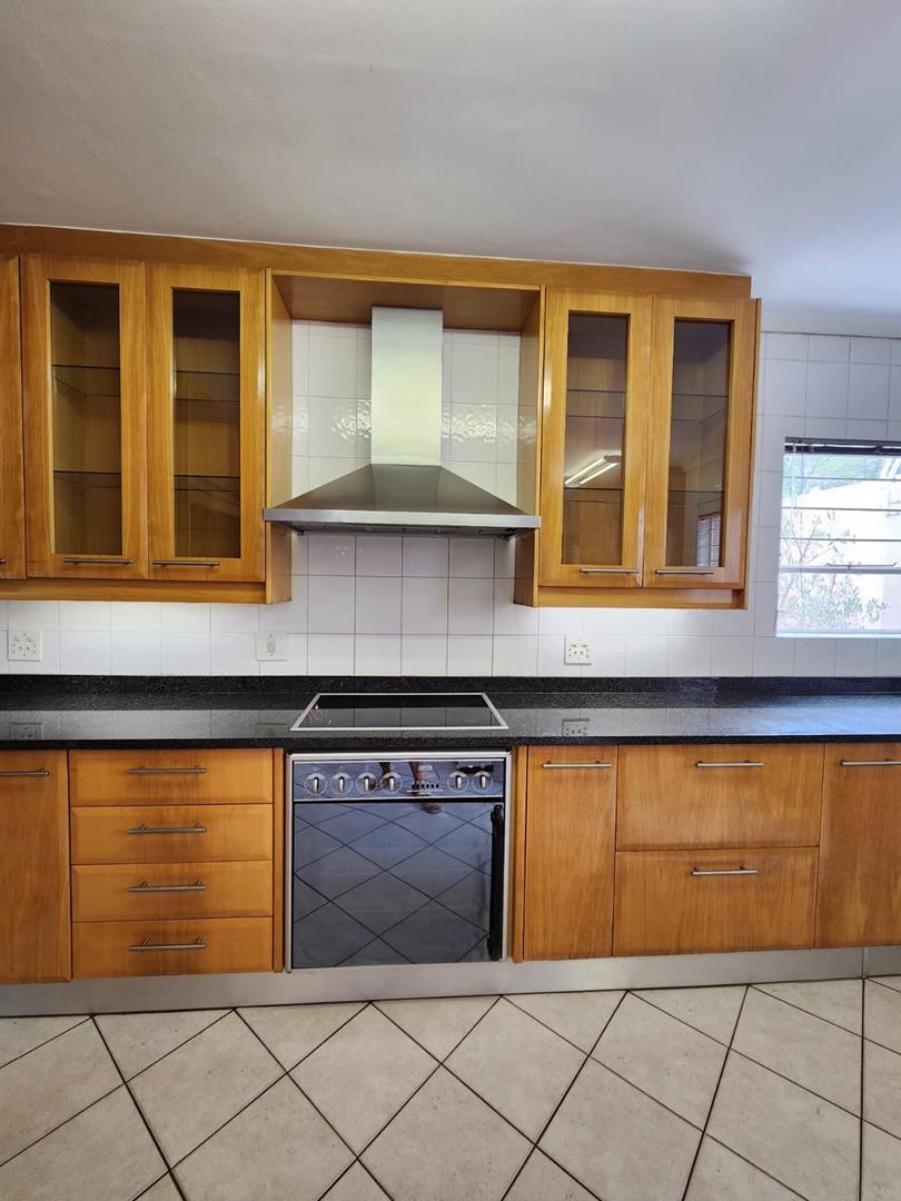 To Let 3 Bedroom Property for Rent in Magaliessig Gauteng