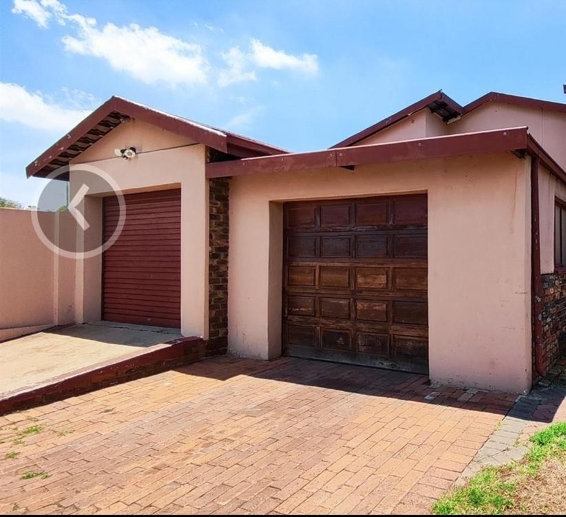 3 Bedroom Property for Sale in Birch Acres Gauteng