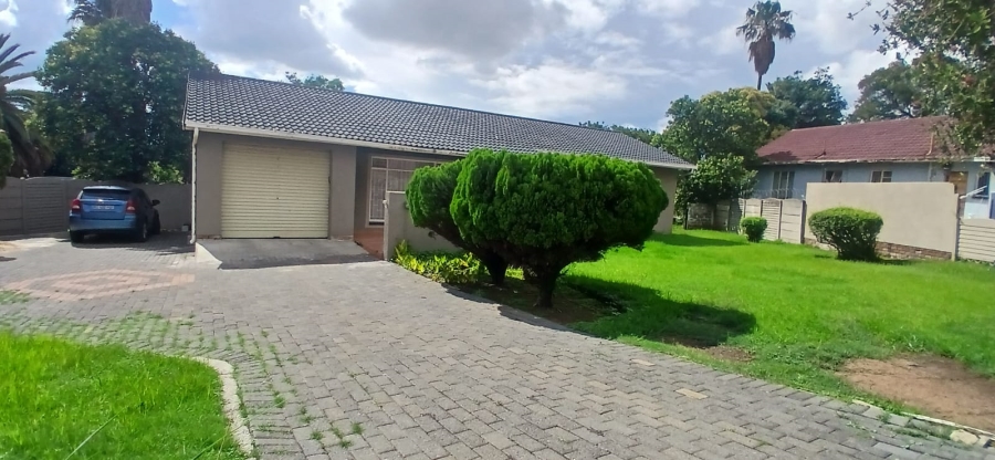 3 Bedroom Property for Sale in Birch Acres Gauteng