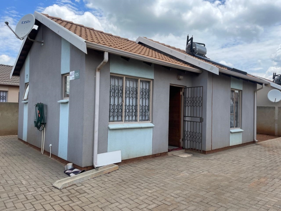 2 Bedroom Property for Sale in Sky City Gauteng