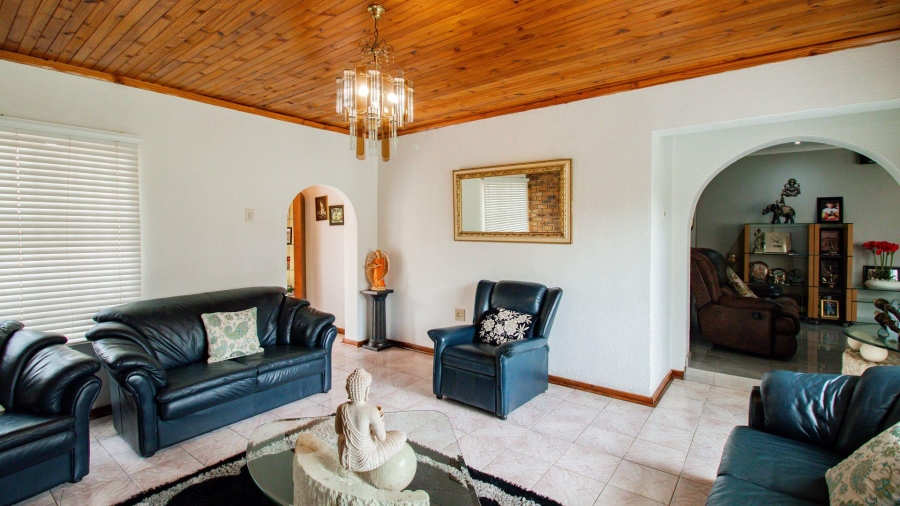 4 Bedroom Property for Sale in Bakerton Gauteng