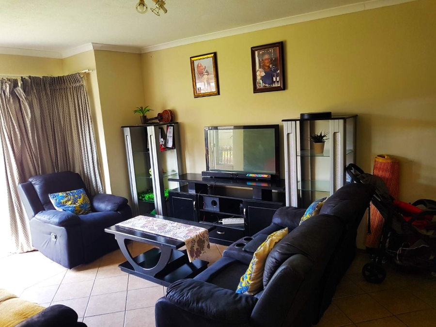 2 Bedroom Property for Sale in Montana Gauteng