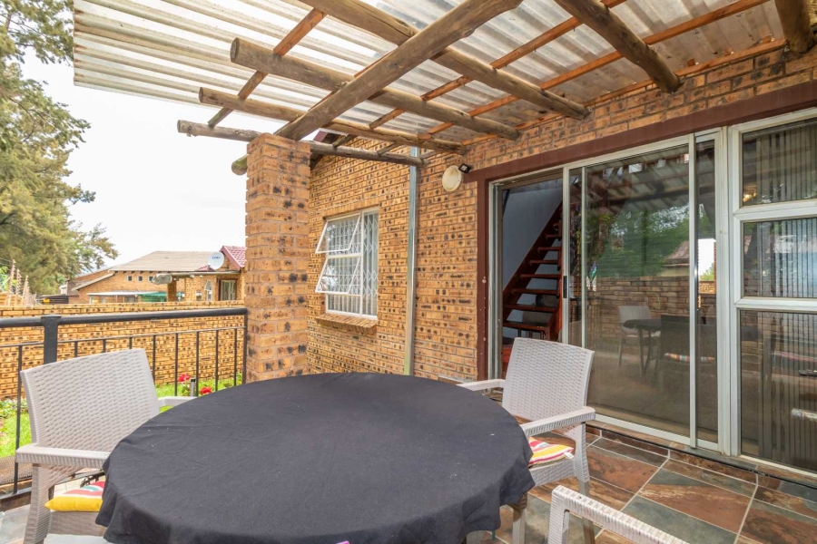 3 Bedroom Property for Sale in Honeypark Gauteng