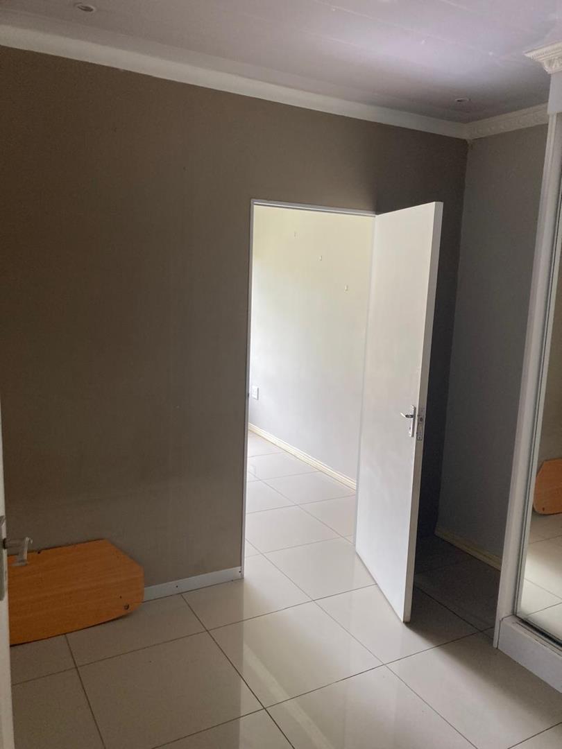 To Let 2 Bedroom Property for Rent in Homestead Gauteng