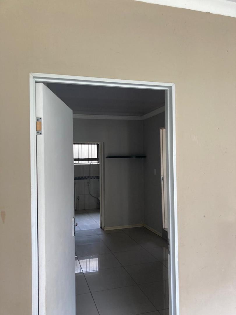 To Let 2 Bedroom Property for Rent in Homestead Gauteng