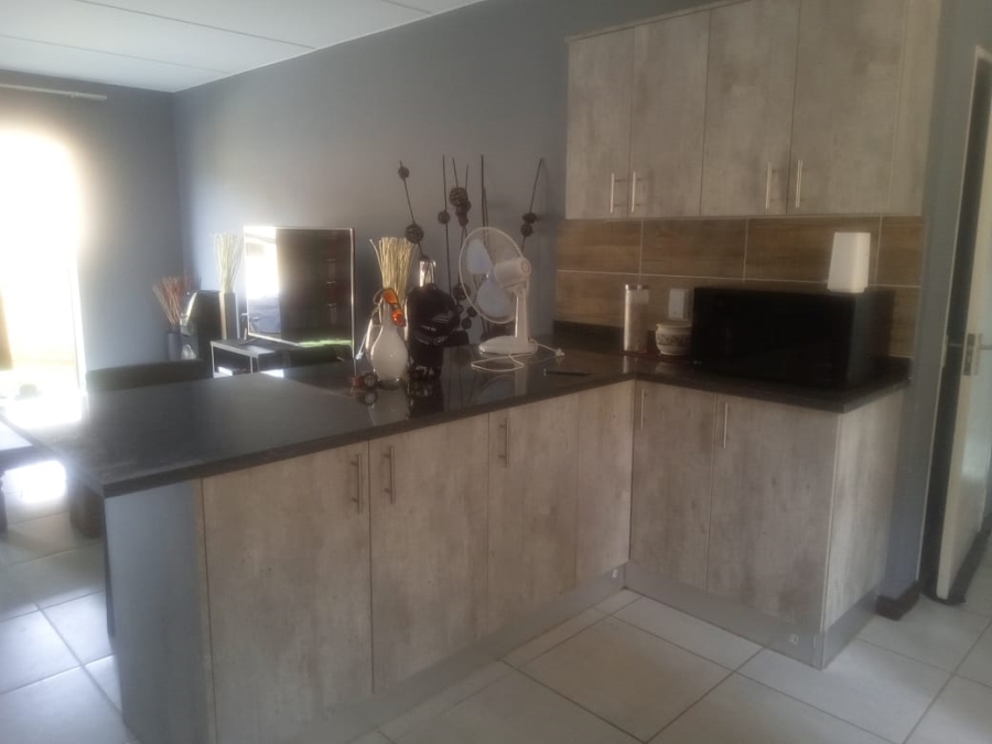 To Let 3 Bedroom Property for Rent in Brentwood Park Gauteng