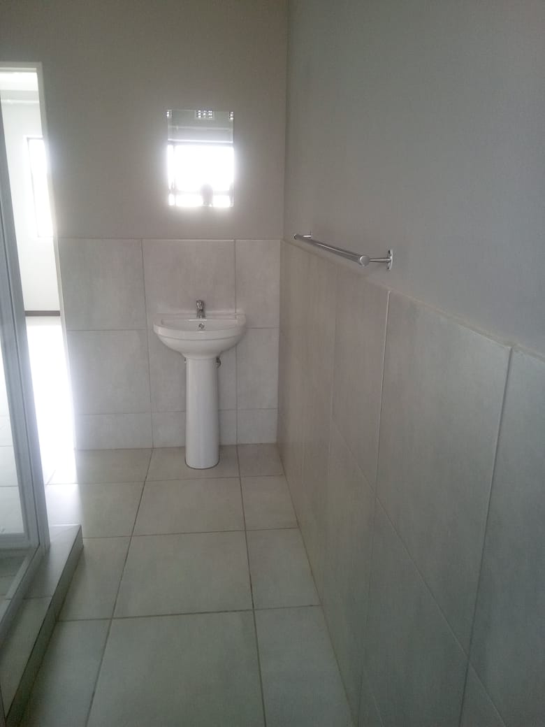 To Let 3 Bedroom Property for Rent in Brentwood Park Gauteng