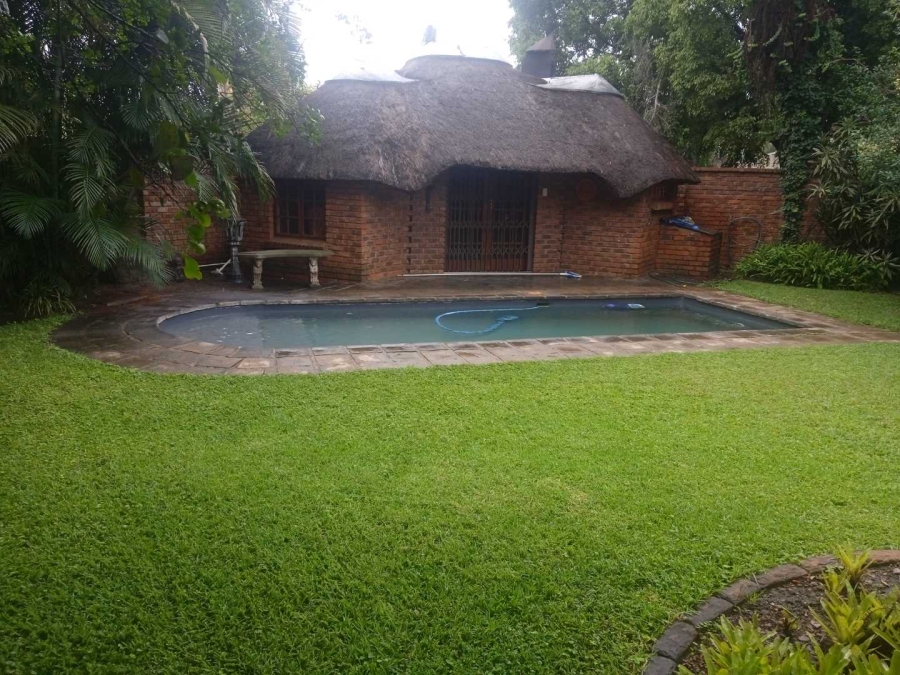 5 Bedroom Property for Sale in Dorandia Gauteng