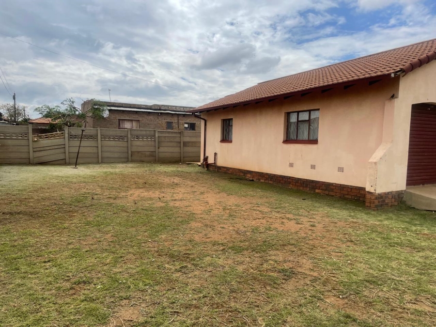 3 Bedroom Property for Sale in Mid Ennerdale Gauteng