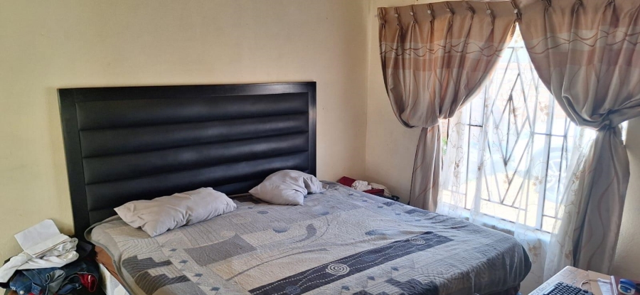 3 Bedroom Property for Sale in Rosslyn Gauteng