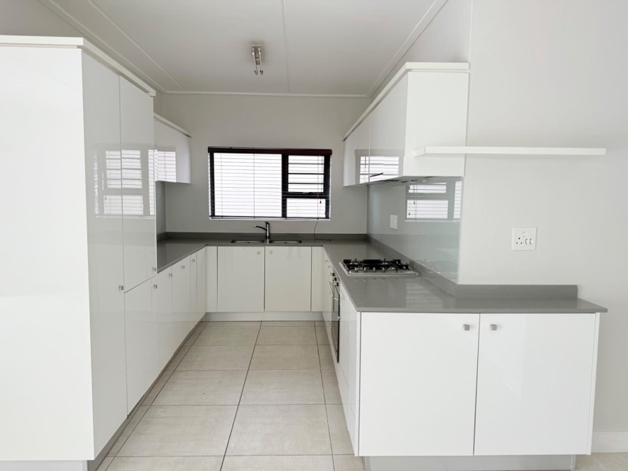 3 Bedroom Property for Sale in Waterfall Gauteng