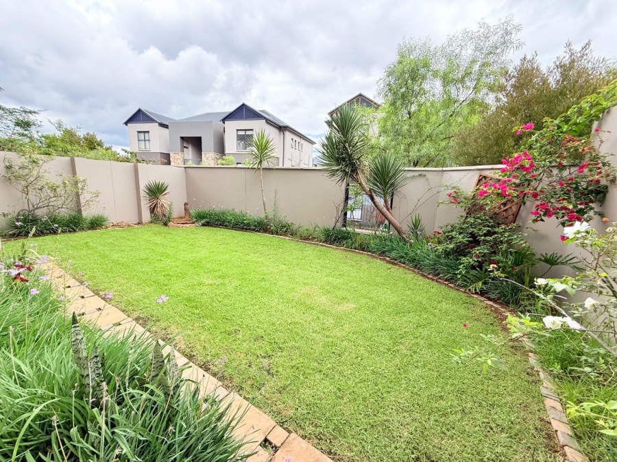 3 Bedroom Property for Sale in Waterfall Gauteng