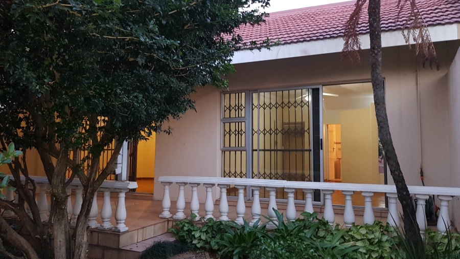 To Let 3 Bedroom Property for Rent in Meyerspark Gauteng