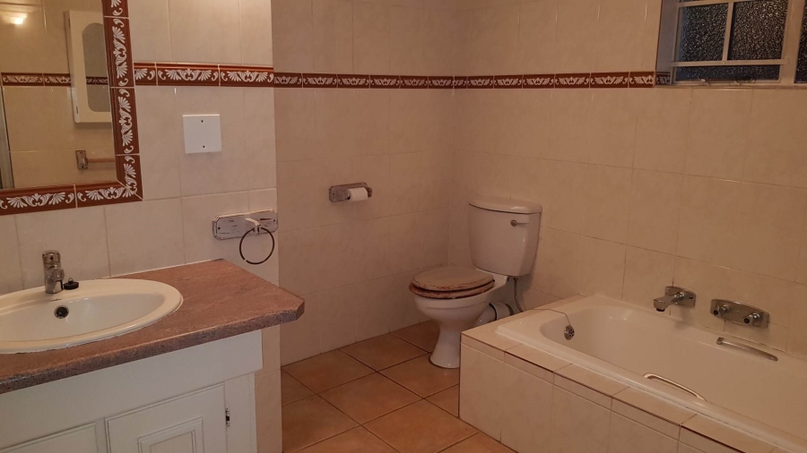 To Let 3 Bedroom Property for Rent in Meyerspark Gauteng