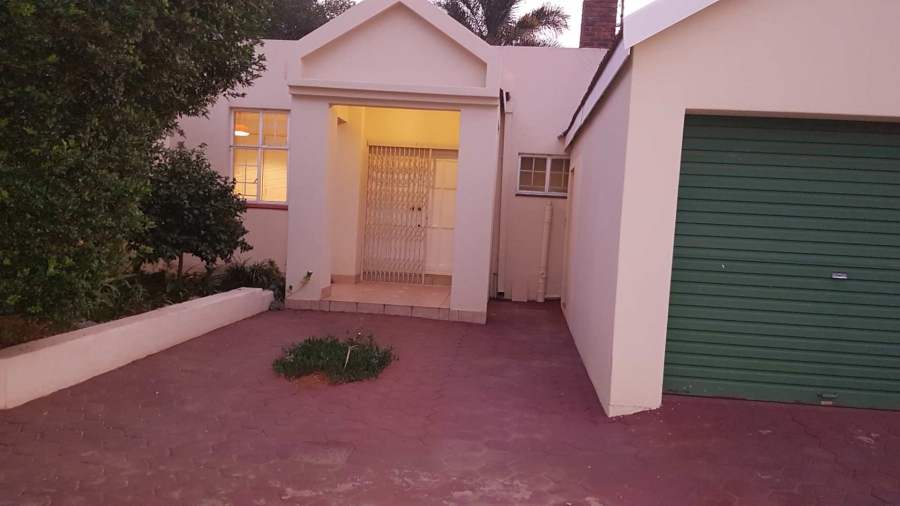 To Let 3 Bedroom Property for Rent in Meyerspark Gauteng