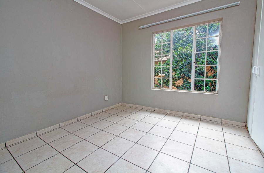 3 Bedroom Property for Sale in Wilgeheuwel Gauteng