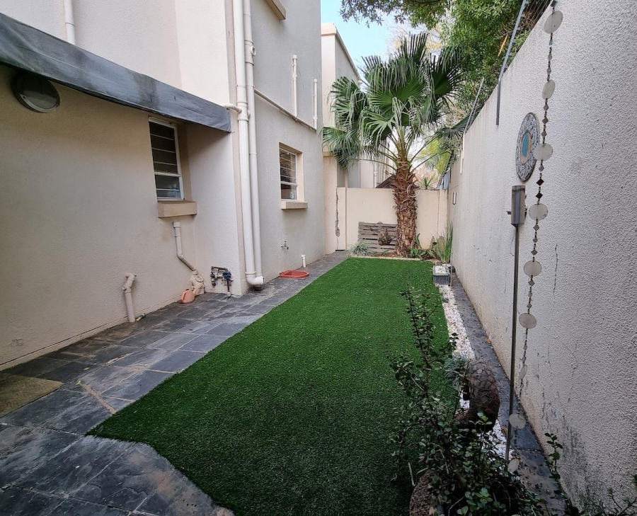 3 Bedroom Property for Sale in Radiokop Gauteng