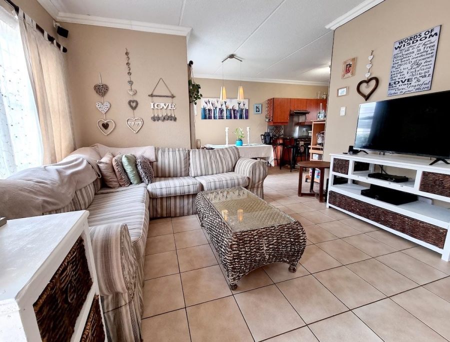 3 Bedroom Property for Sale in Radiokop Gauteng