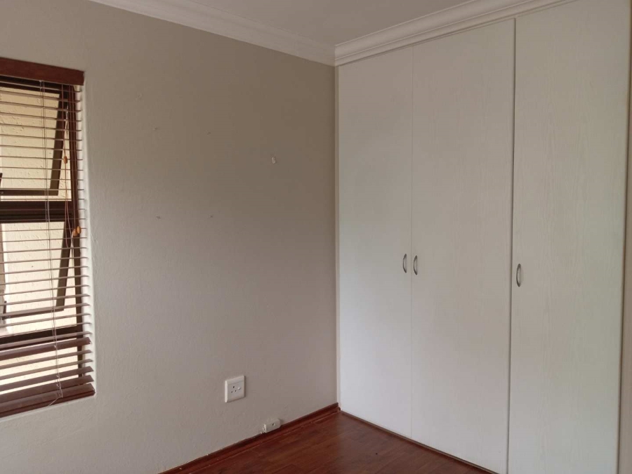 To Let 2 Bedroom Property for Rent in Linksfield Gauteng