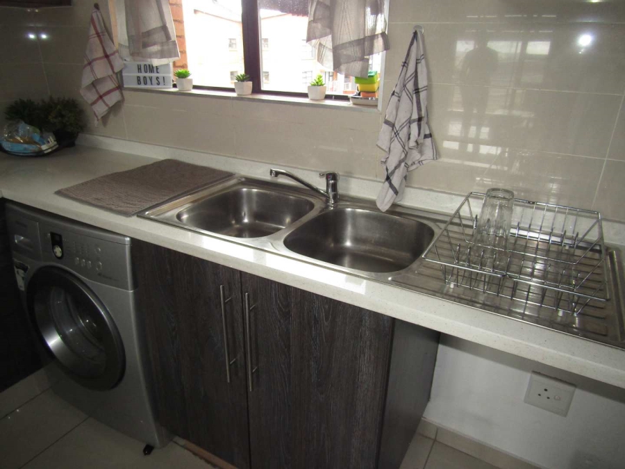 To Let 3 Bedroom Property for Rent in Eveleigh Gauteng