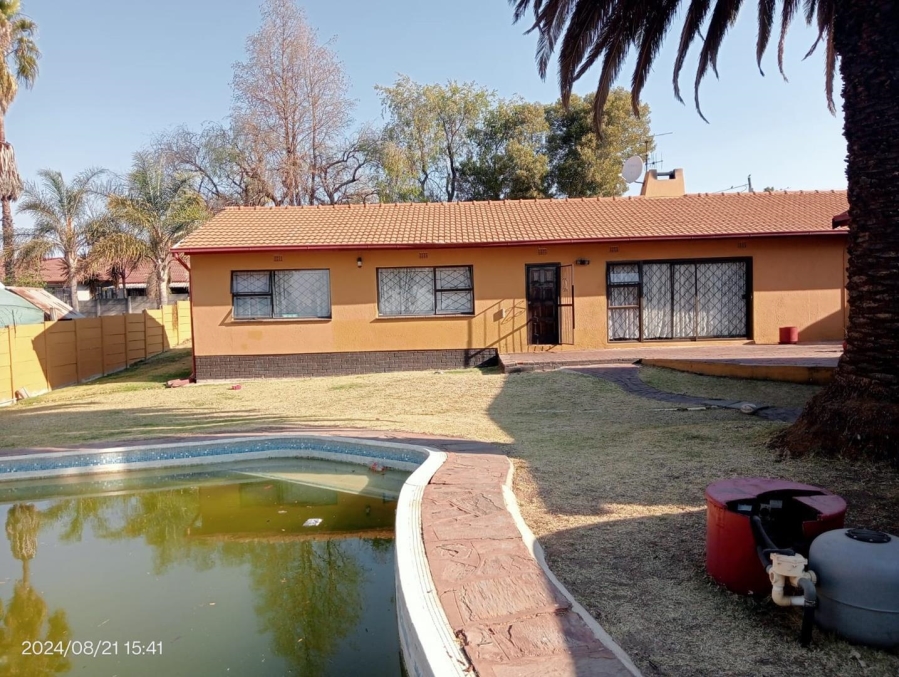 4 Bedroom Property for Sale in Birch Acres Gauteng