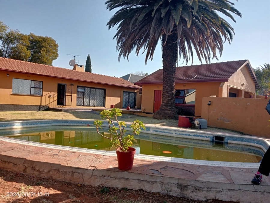 4 Bedroom Property for Sale in Birch Acres Gauteng