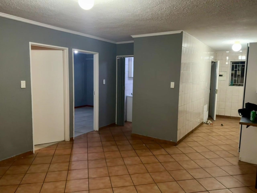 2 Bedroom Property for Sale in Birch Acres Gauteng