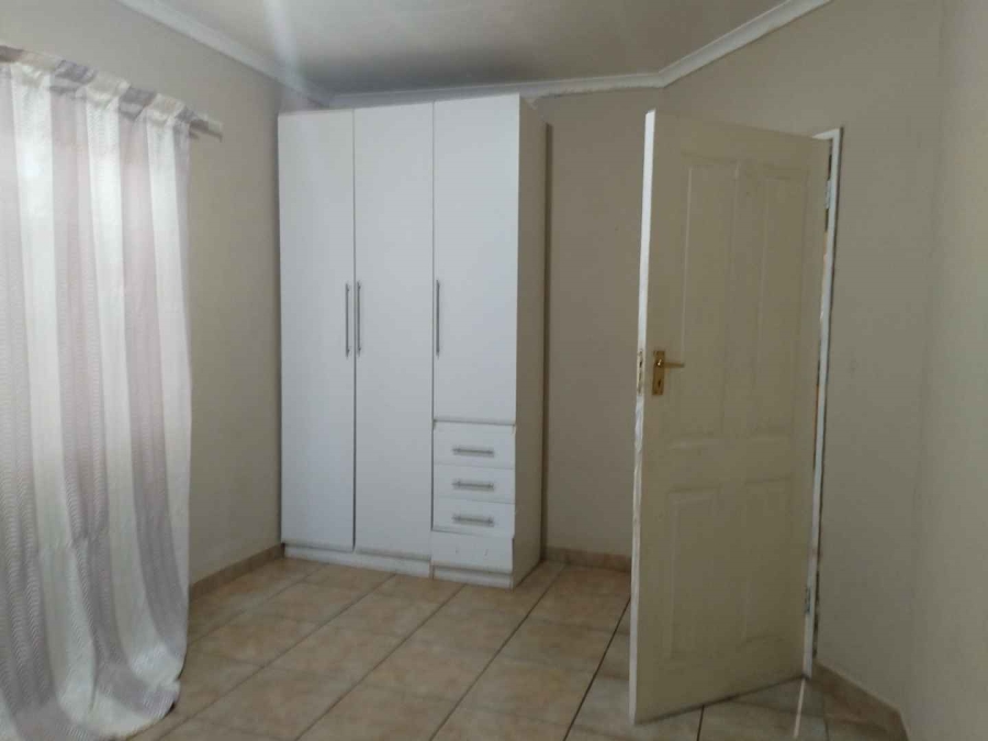 To Let 2 Bedroom Property for Rent in Nellmapius Gauteng