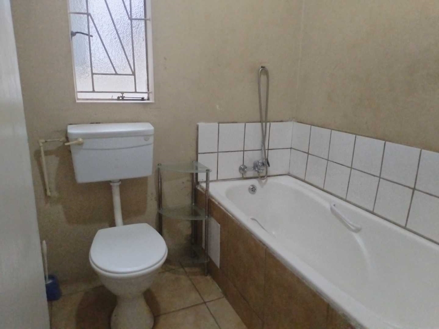 To Let 2 Bedroom Property for Rent in Nellmapius Gauteng