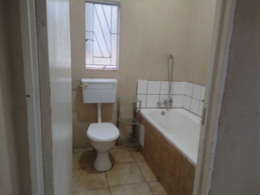 To Let 2 Bedroom Property for Rent in Nellmapius Gauteng