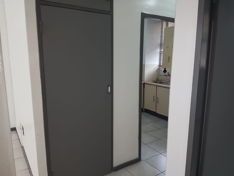 To Let 2 Bedroom Property for Rent in Wonderboom South Gauteng