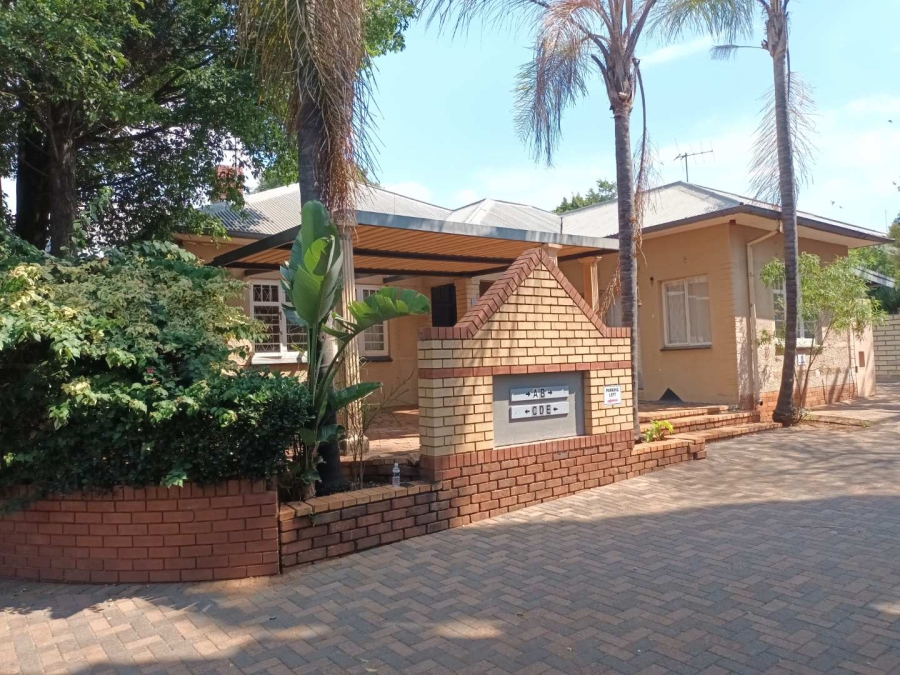 To Let 1 Bedroom Property for Rent in Menlo Park Gauteng